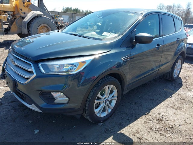 1FMCU9GDXKUC06609 Ford ESCAPE SE