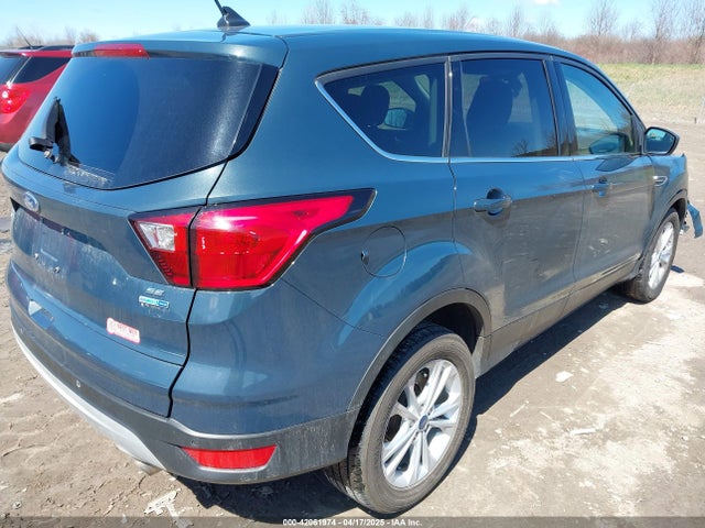 1FMCU9GDXKUC06609 Ford ESCAPE SE