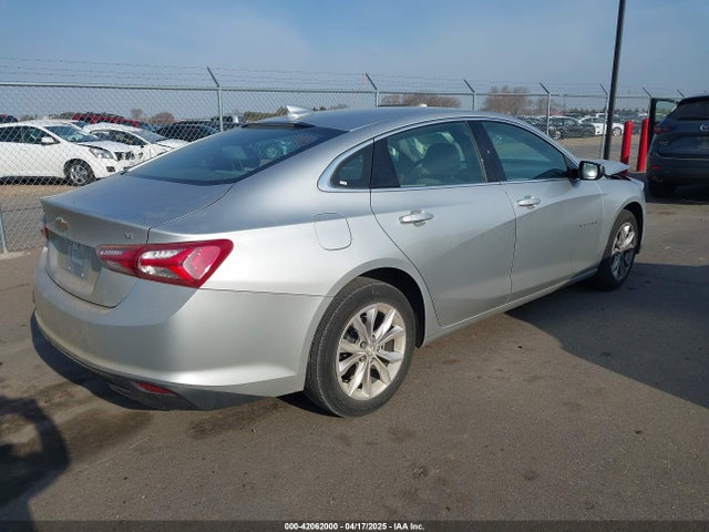 1G1ZD5ST7NF142889 Chevrolet Malibu Fwd Lt
