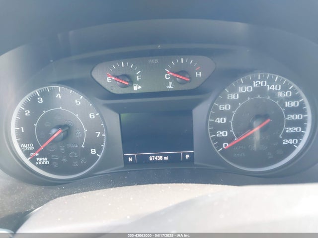 1G1ZD5ST7NF142889 Chevrolet Malibu Fwd Lt