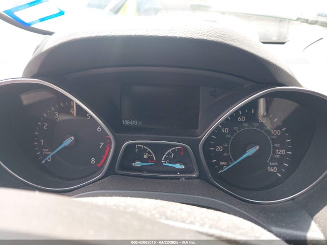 1FMCU0JD3HUE35131 Ford Escape Titanium