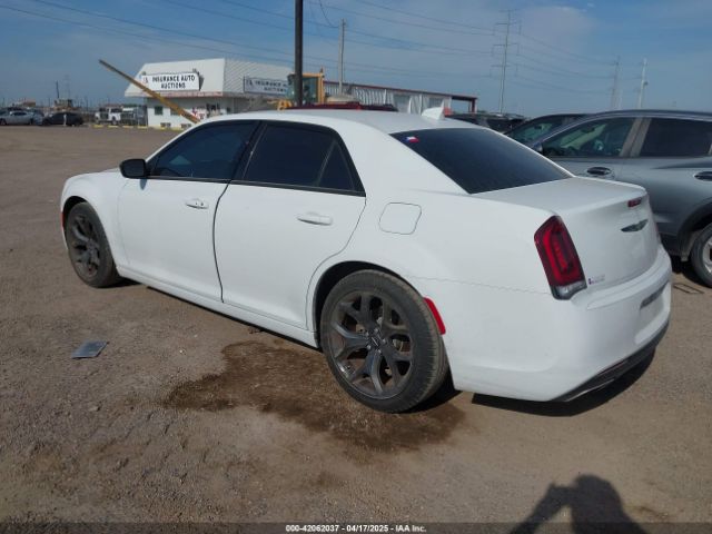2023 CHRYSLER 300 2C3CCAAG4PH520122 Photo 2