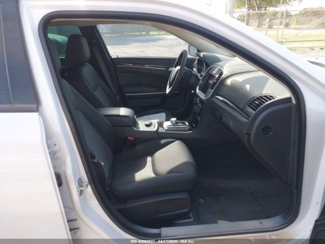 2023 CHRYSLER 300 2C3CCAAG4PH520122 Photo 4