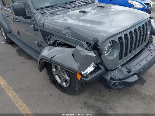 1C6JJTAG8ML583556 Jeep Gladiator Freedom 4x4