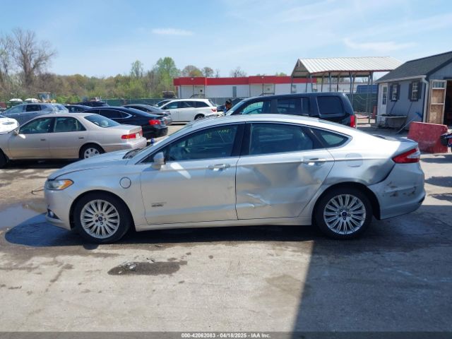 3FA6P0PU8GR273122 Ford Fusion Energi Se Luxury