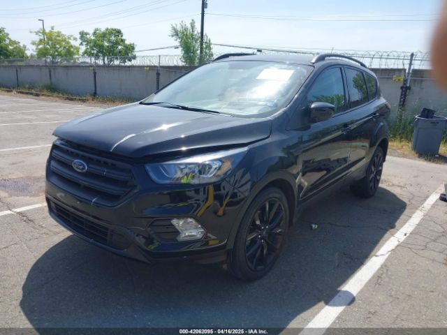 1FMCU0GD4KUB29621 Ford ESCAPE SE
