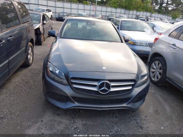 55SWF4JB7HU197874 Mercedes-Benz C 300 Luxury/sport