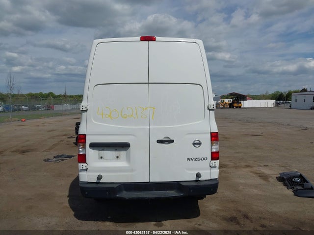1N6BF0LY7JN800787 Nissan Nv Cargo Nv2500 Hd Sv V6