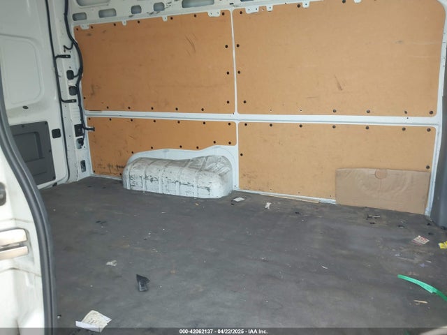 1N6BF0LY7JN800787 Nissan Nv Cargo Nv2500 Hd Sv V6