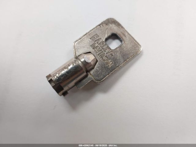 2009 HARLEY-DAVIDSON FLHTCU 1HD1FC4199Y684650 Photo 10