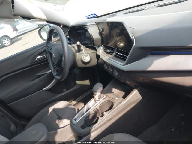 2024 CHEVROLET TRAX KL77LFE24RC166369 Photo 4