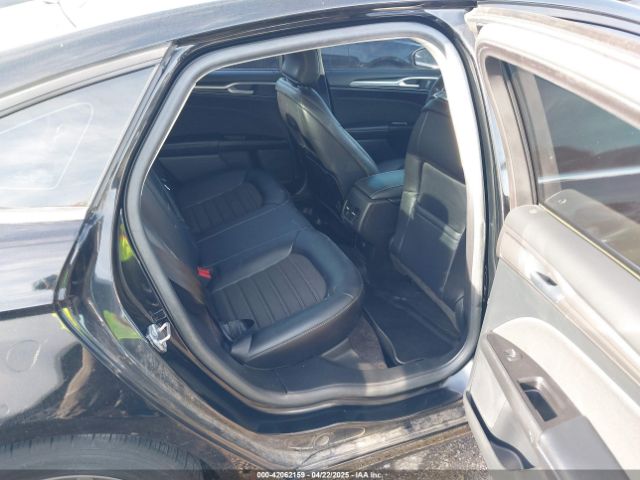 3FA6P0HD9HR157122 Ford FUSION SE