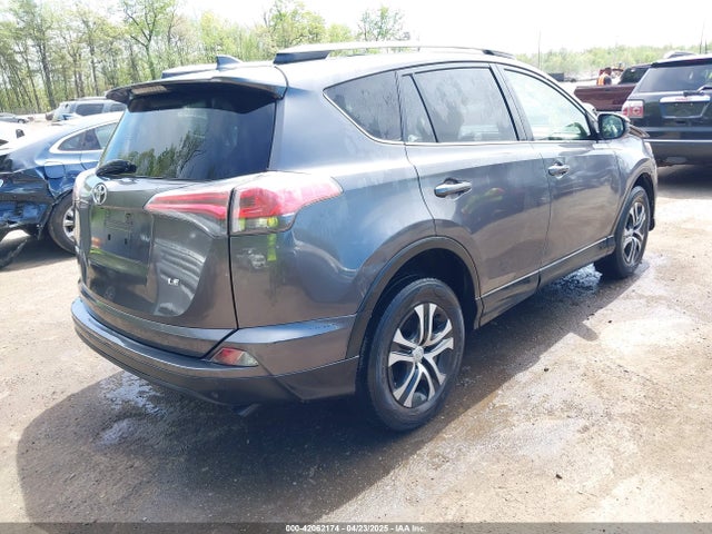 JTMZFREVXHJ103432 Toyota RAV4 LE