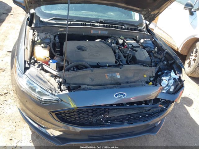 3FA6P0HD9JR231709 Ford FUSION SE
