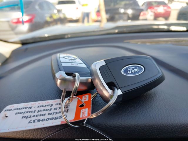 3FA6P0HD9JR231709 Ford FUSION SE