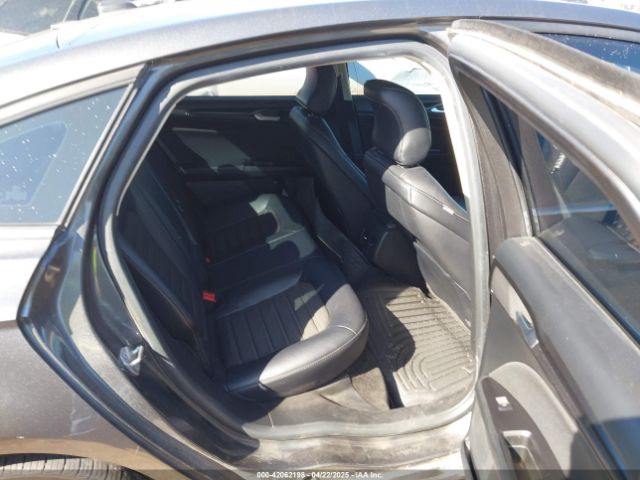 3FA6P0HD9JR231709 Ford FUSION SE