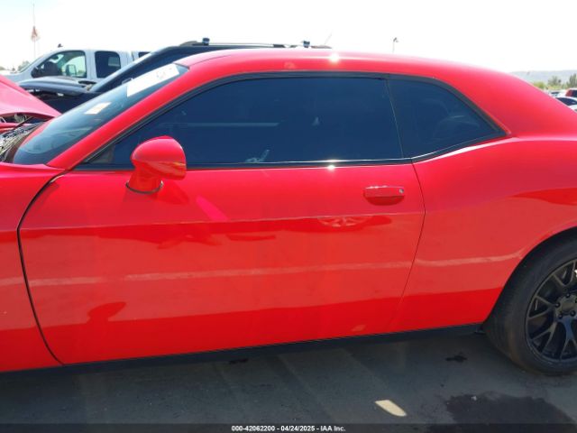 2C3CDZAG6JH294667 Dodge Challenger Sxt