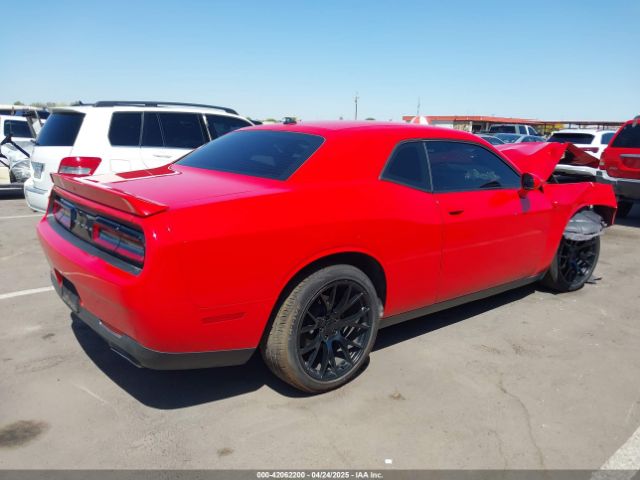 2C3CDZAG6JH294667 Dodge Challenger Sxt