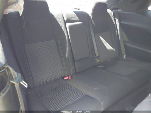 2C3CDZAG6JH294667 Dodge Challenger Sxt