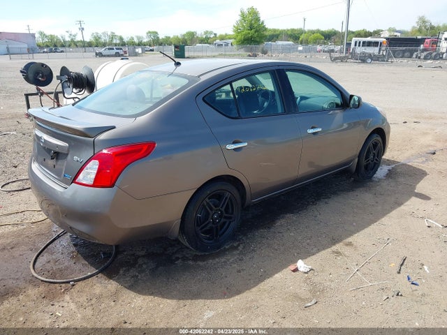 3N1CN7AP6EL837545 Nissan Versa 1.6 Sv