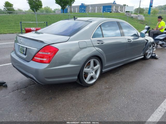 2013 MERCEDES-BENZ S 550 WDDNG7DBXDA510898 Photo 3