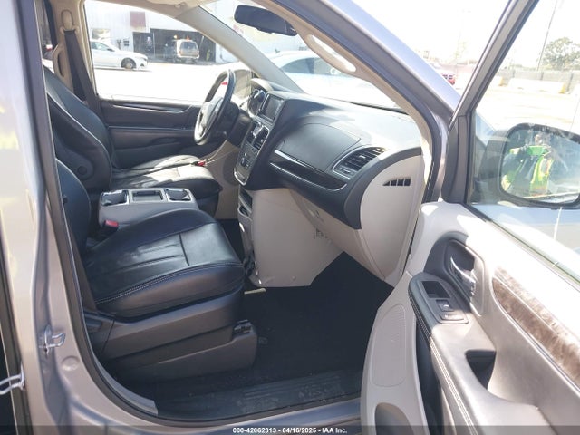 2C4RC1BG0ER436889 Chrysler 2014