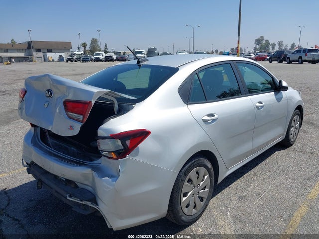 3KPA24AB4JE086105 KIA RIO S