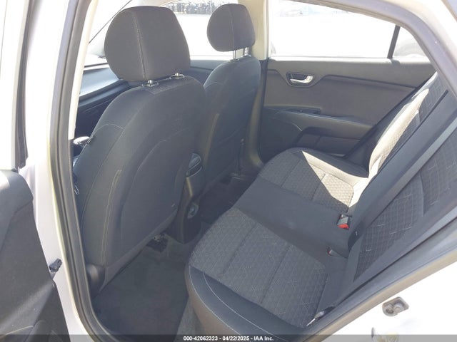 3KPA24AB4JE086105 KIA RIO S