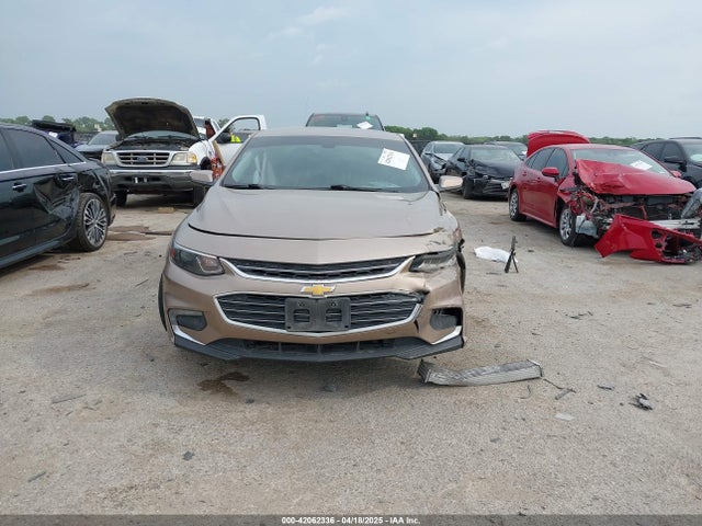 1G1ZD5ST3JF245558 Chevrolet MALIBU LT