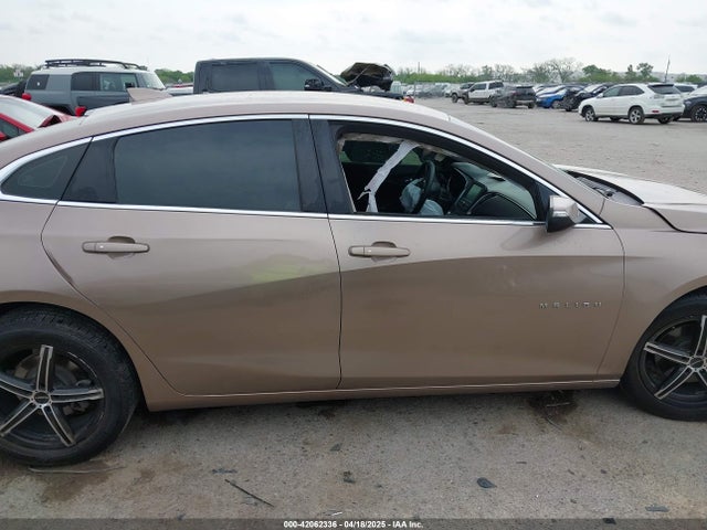 1G1ZD5ST3JF245558 Chevrolet MALIBU LT