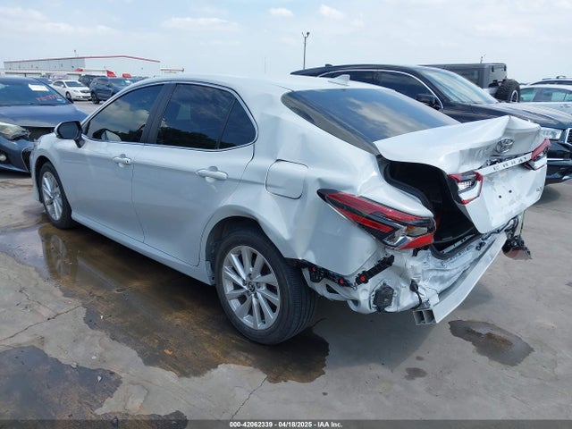 4T1R11AK7RU208338 Toyota CAMRY LE