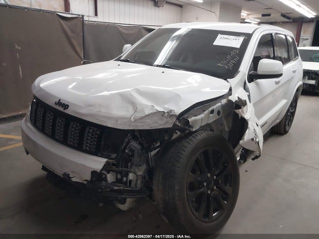 1C4RJEAG9JC511901 Jeep Grand Cherokee Altitude 4x2