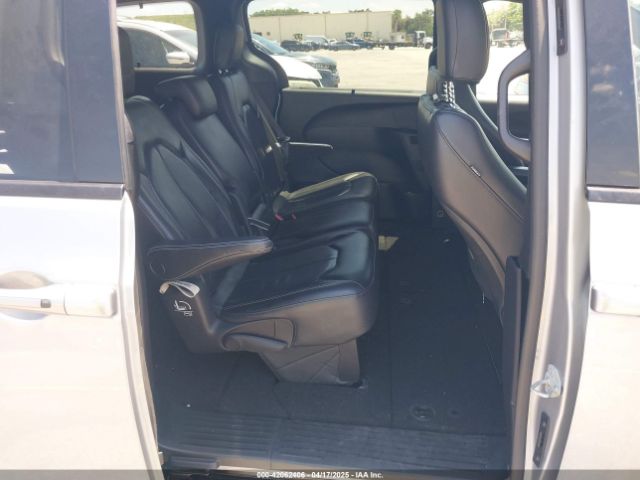 2C4RC1BG3MR591256 Chrysler Pacifica Touring L