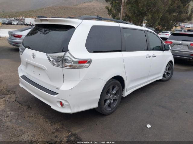 5TDXZ3DC8HS787136 Toyota Sienna Se 8 Passenger