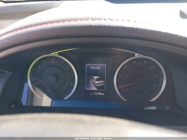 4T1BF1FK1GU577141 Toyota CAMRY SE