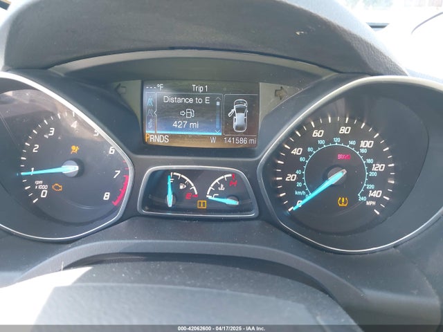 1FMCU0JX9FUA62748 Ford Escape Titanium
