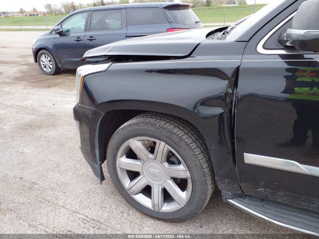 1GYS4CKJ2JR139591 Cadillac Escalade Premium Luxury