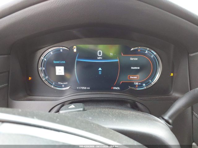 1GYS4CKJ2JR139591 Cadillac Escalade Premium Luxury