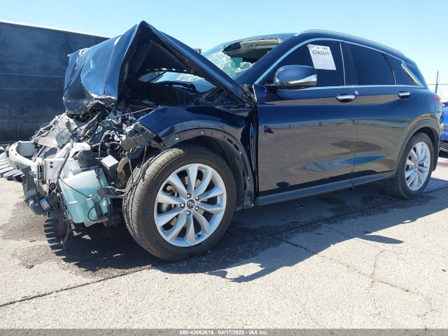 3PCAJ5M17KF120819 Infiniti QX50