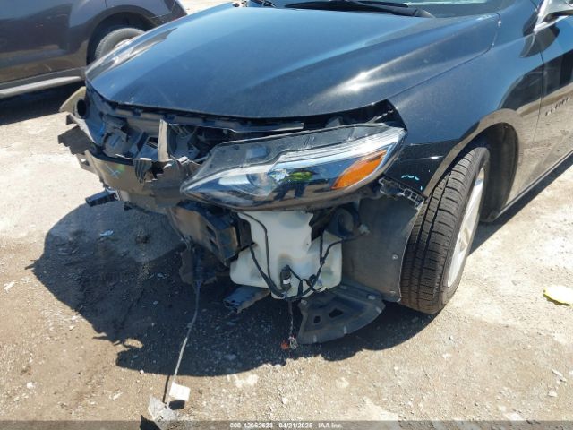 1G1ZB5ST4NF188752 Chevrolet Malibu Fwd Ls