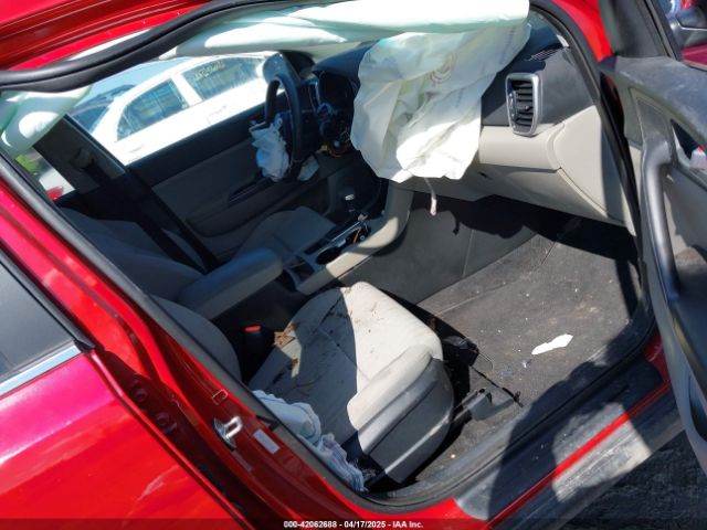 KNDPMCAC9N7010389 KIA Sportage Lx
