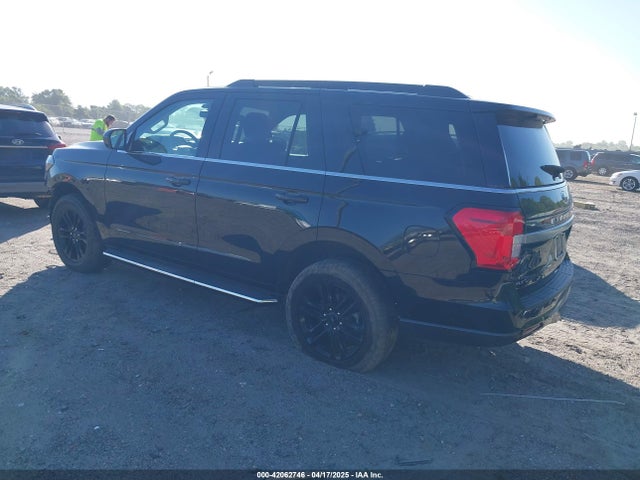 1FMJU1JT7NEA28536 Ford Expedition Xlt