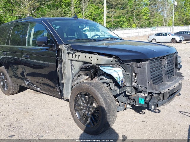 1FMJU1JT7NEA28536 Ford Expedition Xlt