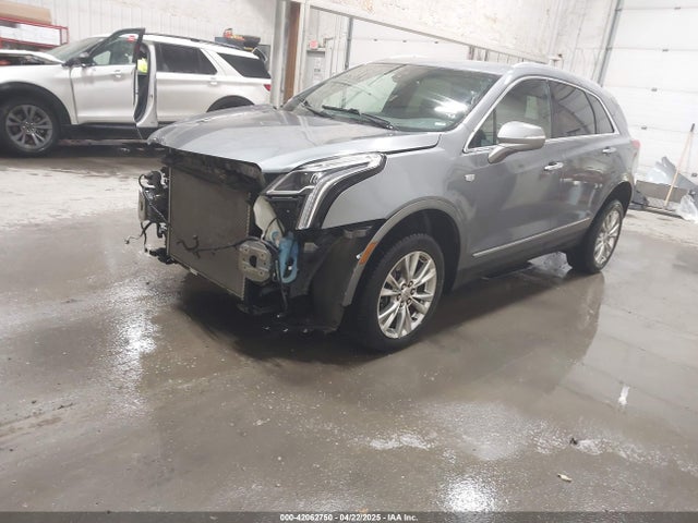 2021 CADILLAC XT5 1GYKNBR42MZ165944 Photo 1