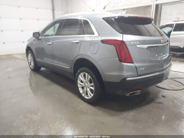 2021 CADILLAC XT5 1GYKNBR42MZ165944 Photo 2