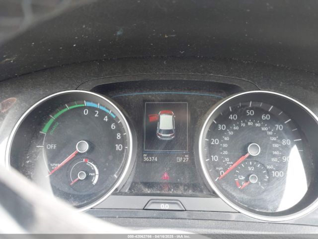 WVWKR7AU6KW917873 Volkswagen E-golf Se