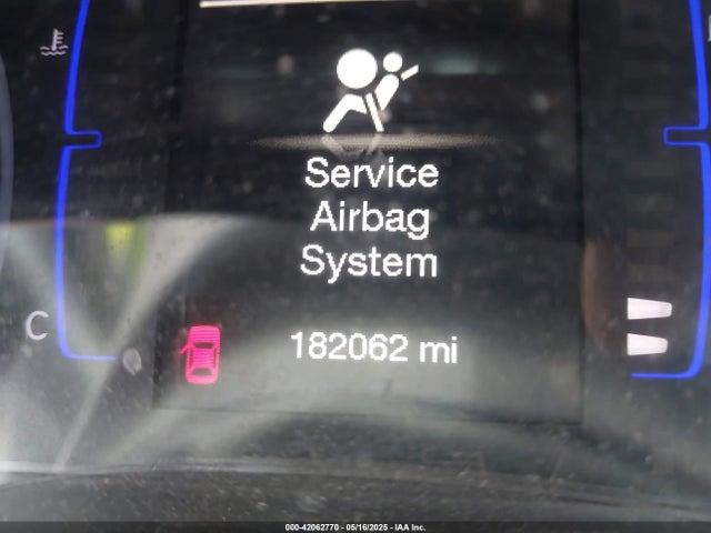 1C3CCCAB8GN128476 Chrysler 200 Limited