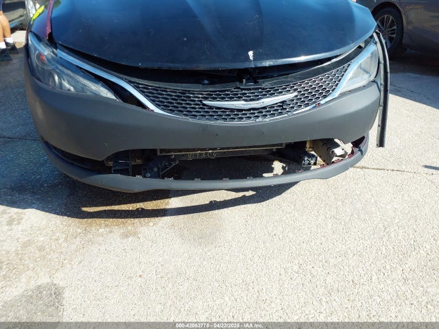 1C3CCCAB8GN128476 Chrysler 200 Limited