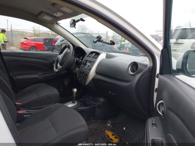 3N1CN7AP1JL823708 Nissan Versa 1.6 Sv