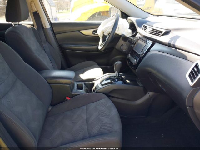 KNMAT2MV9GP659130 Nissan ROGUE SV